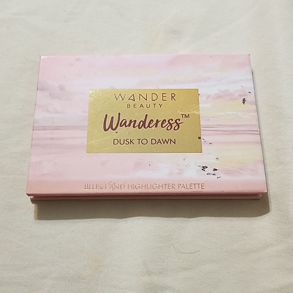Wander Beauty highlighter